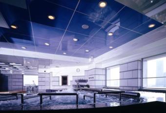 Sky Spa Yokohama allows 18 year olds to book a room