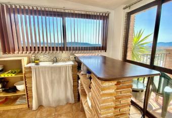 Country Sun Apartments has rooms with a private hot tub