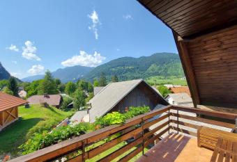 Apartma Stenar has Balcony rooms