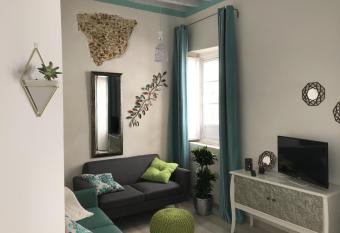 Apartamento Aromas del Mercado has Balcony rooms