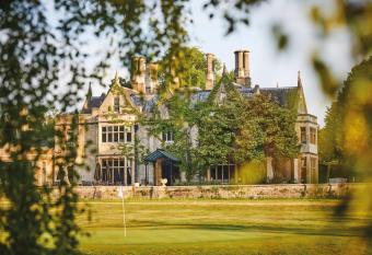 Foxhills Club & Resort allows 18 year olds to book a room