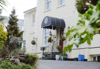 The Cleveland allows 18 year olds to book a room