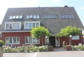 Villa Lokeend has Balcony rooms