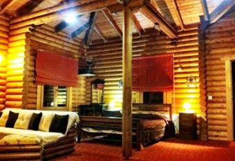 Stivakti Chalet allows 18 year olds to book a room