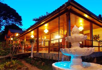 Aratinga Inn has Balcony rooms