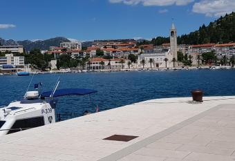 Apartman  has Balcony rooms