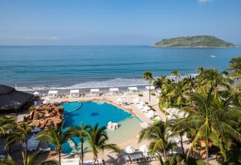 Costa de Oro Beach Hotel has Balcony rooms