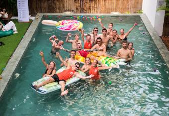 Mad Monkey Hostel Phnom Penh allows 18 year olds to book a room