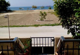 Iordanis has Balcony rooms