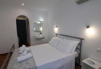 Sea Breeze allows 18 year olds to book a room