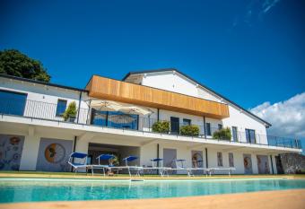 AGRO Sicily has Balcony rooms