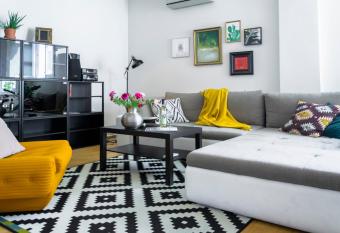 Pollock Apartment in Old Town has Balcony rooms