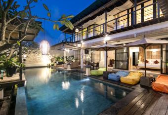 Sunset Paradise at Temple Hill Jimbaran has Balcony rooms