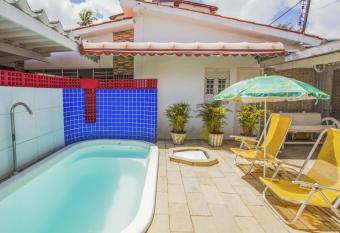 Pousada Ciranda allows 18 year olds to book a room