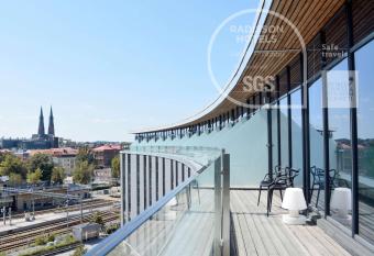 Radisson Blu Hotel Uppsala allows 18 year olds to book a room