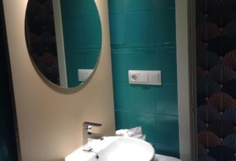 Hotel Clibomar Jamaica has Balcony rooms