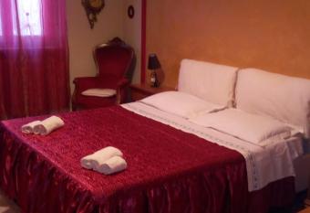 Sweet home has Balcony rooms