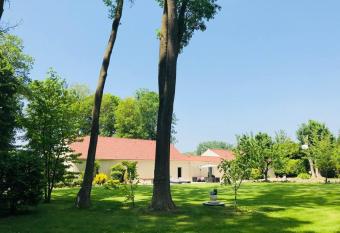 Maison au bout du chemin has Balcony rooms