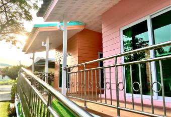 Ban Ing Suan has Balcony rooms