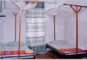 Empire Lodge Znz has Balcony rooms