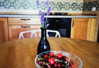 Krasen Kras Apartment has Balcony rooms