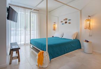 Donedu   B&B has Balcony rooms