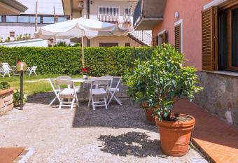 Charme Montecatini Villa has Balcony rooms