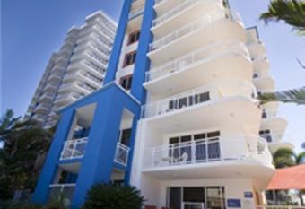 Myconos Resort has rooms with a private hot tub