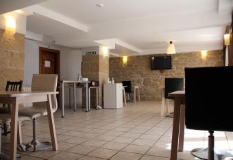 Hospedaje Nuestra Se  ora de Ujue allows 18 year olds to book a room