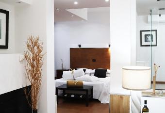 Villa Alba Boutique Hotel has Balcony rooms