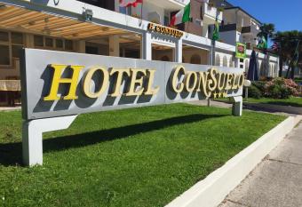 Hotel Consuelo allows 18 year olds to book a room
