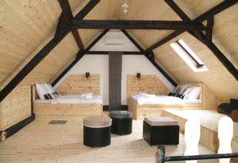 Pannonia Terranova B&B allows 18 year olds to book a room