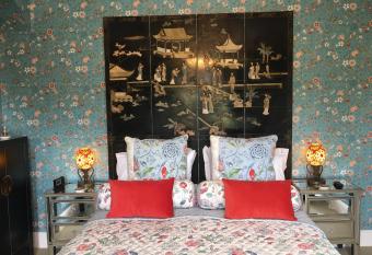 The Music House allows 18 year olds to book a room