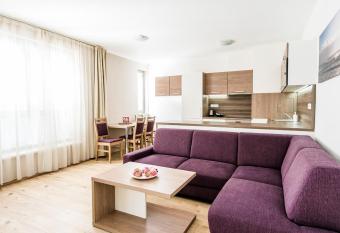 Apart Hotel VIRGO has Balcony rooms