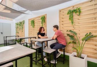 Casa Barcelo Camp Nou Barcelona has Balcony rooms