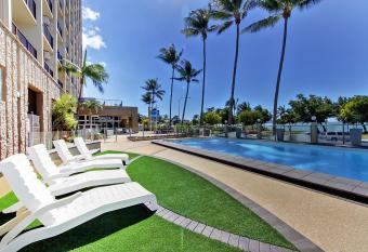 Aquarius On The Beach has Balcony rooms