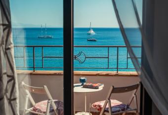 B&B Marranzano has Balcony rooms