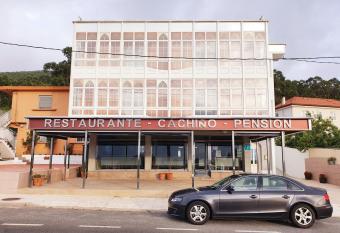 Hostal Cachi  o has Balcony rooms