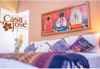 Hotel Boutique Casa Jos   has Balcony rooms