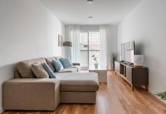 Alek Altea17 by Vero has Balcony rooms