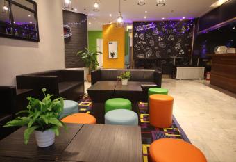 Shanghai Fish Inn Bund allows 18 year olds to book a room