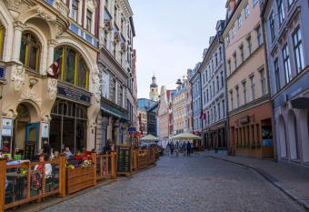 Old City Residence Riharda Vagnera allows 18 year olds to book a room