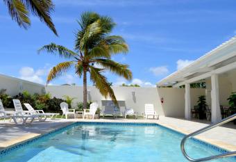 Yoyita Suites Aruba has Balcony rooms
