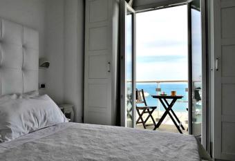 Hotel Thea & Residence has Balcony rooms