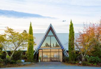 Rangiora Eco Holiday Park allows 18 year olds to book a room