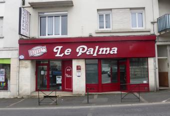 H  tel Le Palma allows 18 year olds to book a room