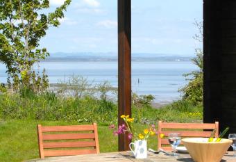 Lapwing, Skylark & Curlew Seaside Chalets has Balcony rooms