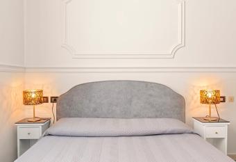 The Port Residence allows 18 year olds to book a room