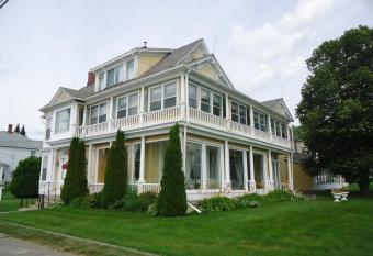 Governor's Mansion Inn allows 18 year olds to book a room