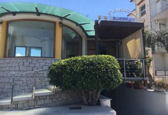 La Conchiglia has Balcony rooms